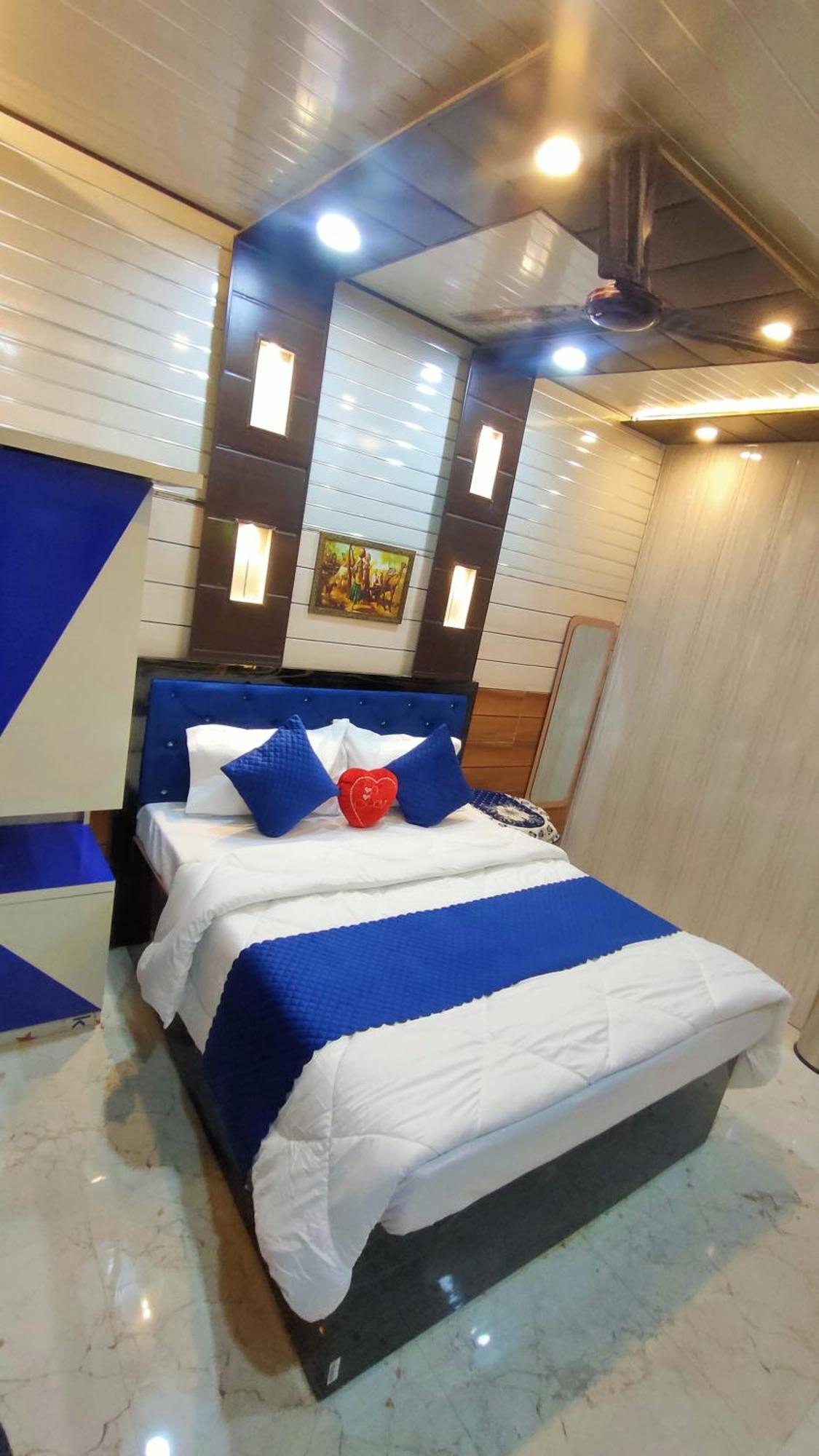 Sri Krishna Residency Hotel Varanasi Luaran gambar