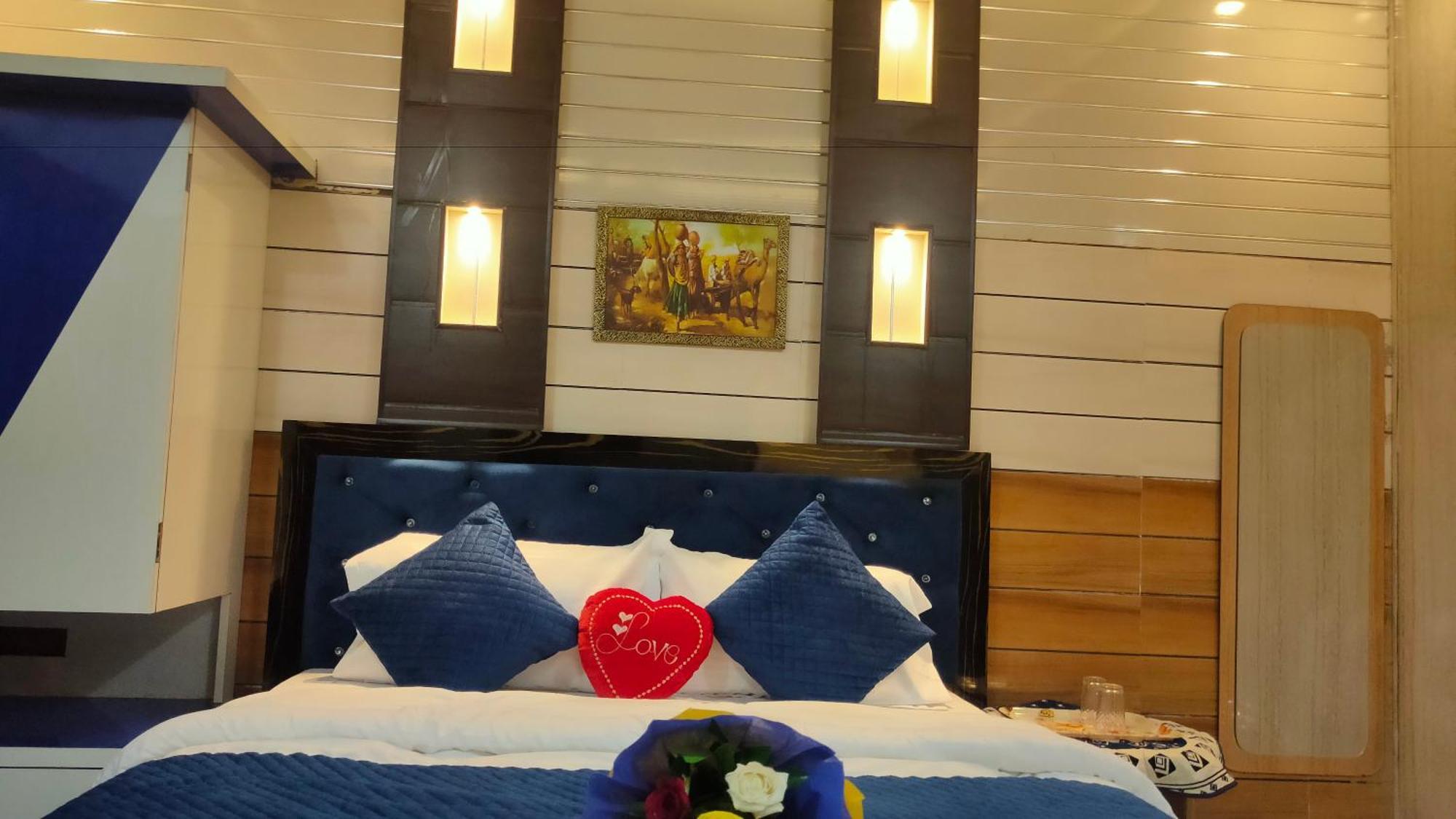 Sri Krishna Residency Hotel Varanasi Luaran gambar